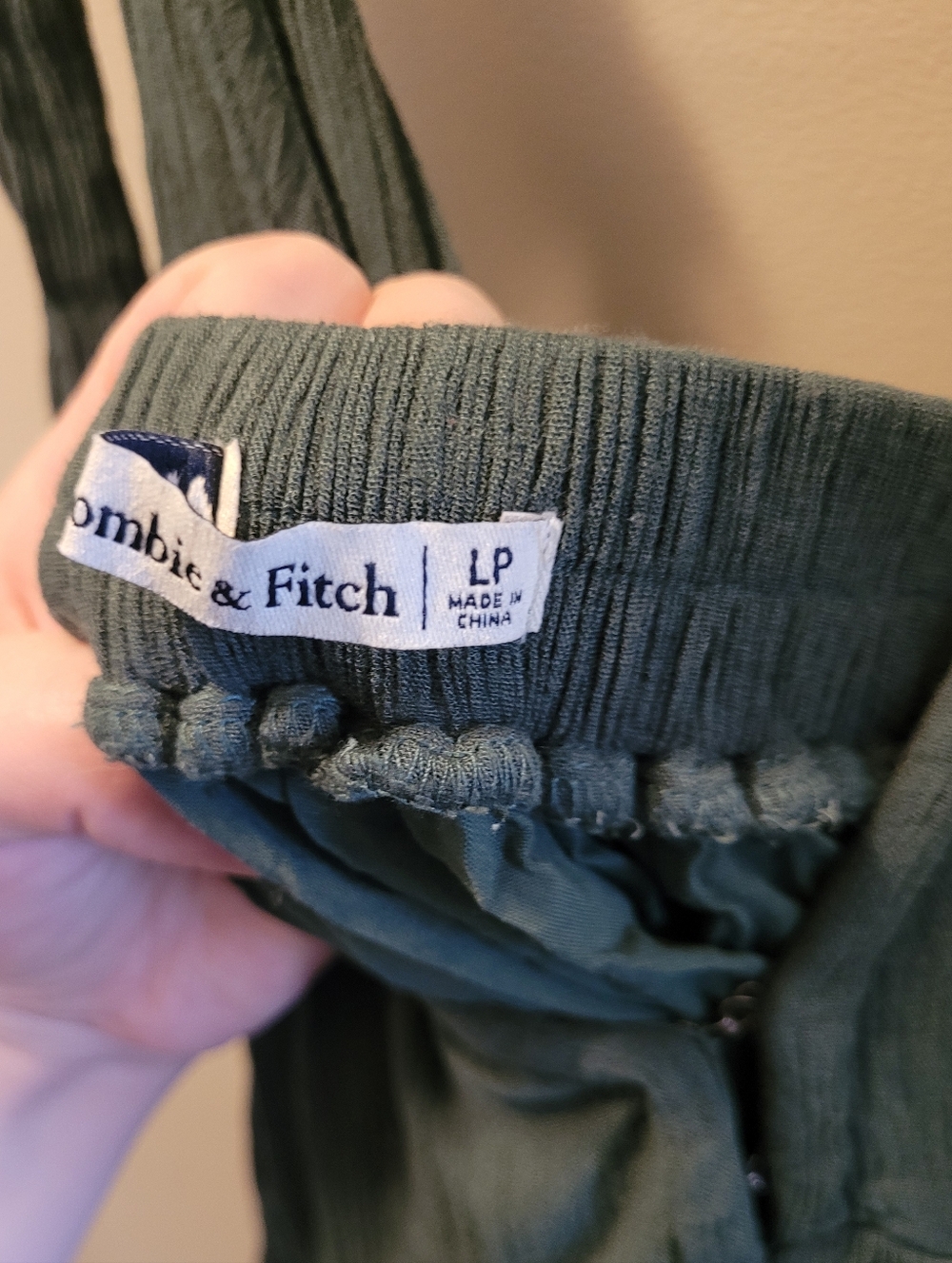 Abercrombie Fitch Tie-Shoulder Maxi Dress in Forest Green - Picture 4 of 6